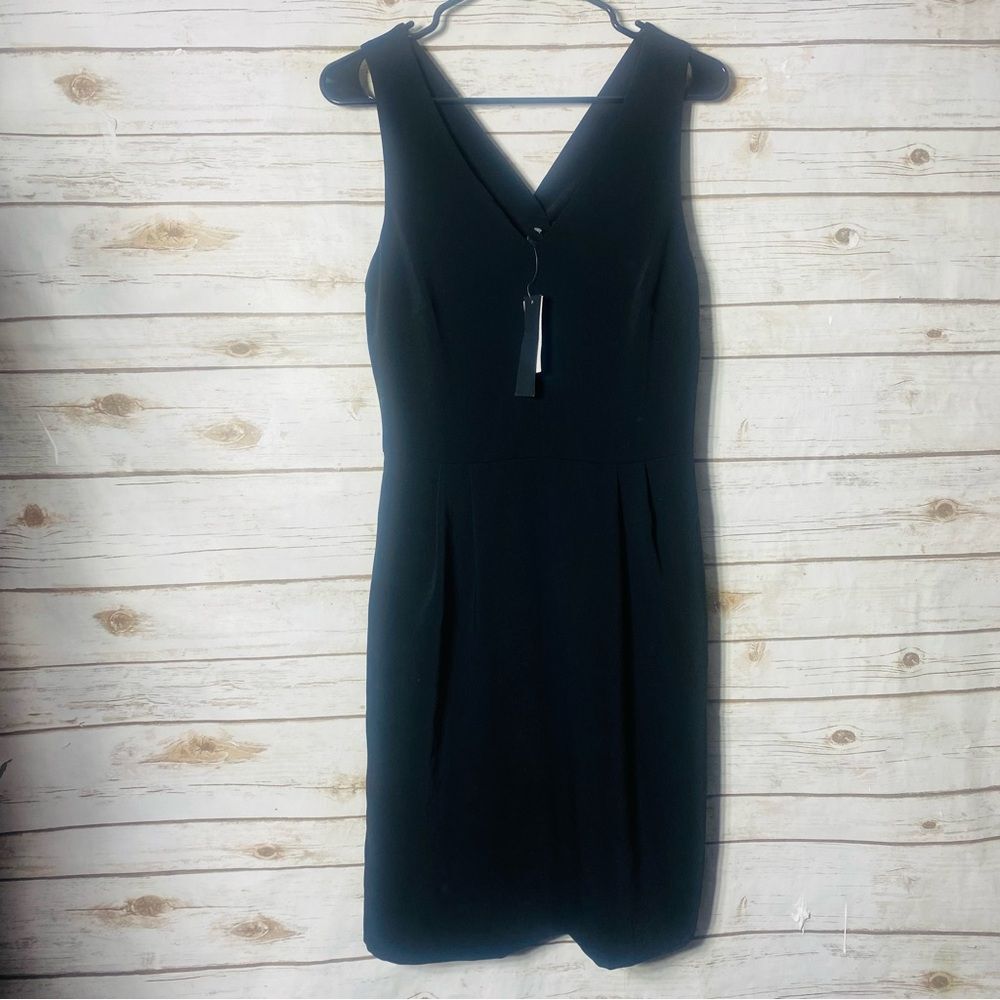 Banana Republic Black V-Neck Side‎ Zip Back Bow Mini Dress Size 4